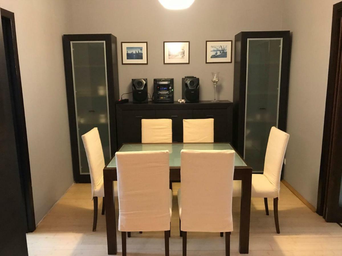 Han Krum 2 Bedroom Central Flat София Екстериор снимка