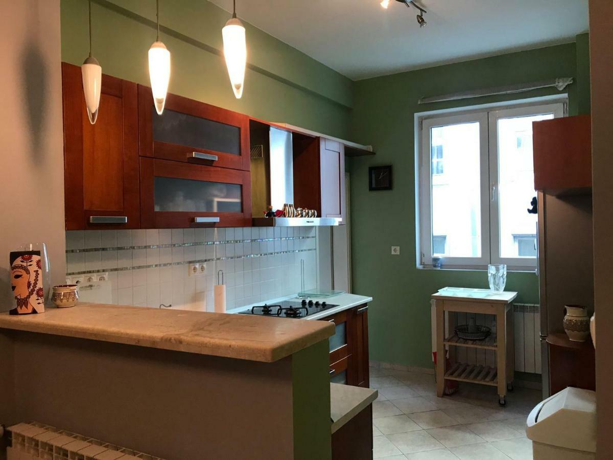 Han Krum 2 Bedroom Central Flat София Екстериор снимка