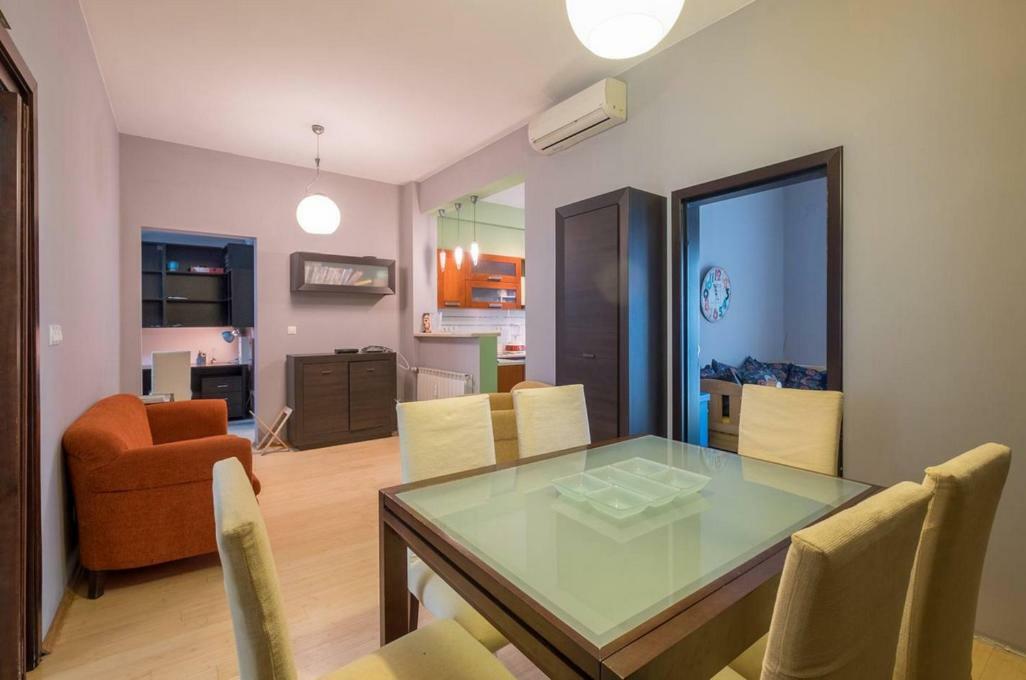 Han Krum 2 Bedroom Central Flat София Екстериор снимка