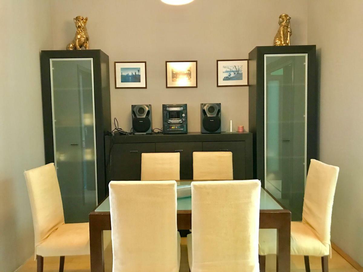 Han Krum 2 Bedroom Central Flat София Екстериор снимка